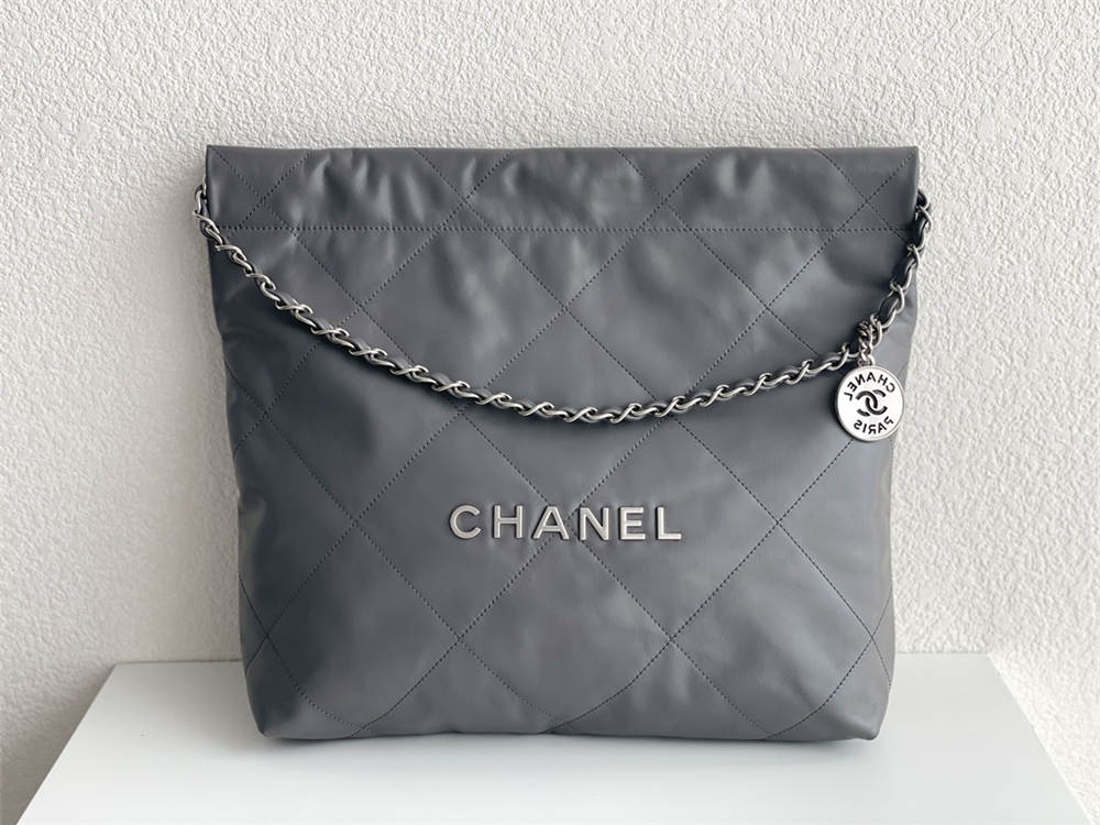 Chanel 22 bag 35cm small 2025 new 